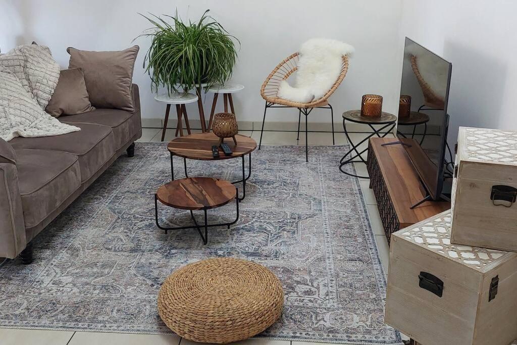 Chaleureux Le Petit Mauze Holiday home